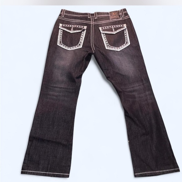 Victorinox Men's Straight Jeans - Dark Brown with wide Flop pockets - Picture 2 of 4